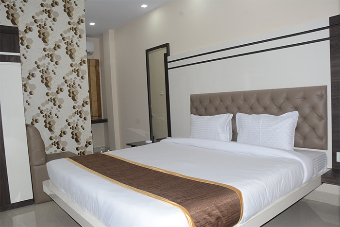 grand imperial premium rooms